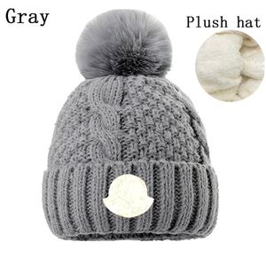 New Knitted Hat Fashion Letter Printing Cap Popular Warm Windproof Stretch Multi-color High-quality Beanie Hats Street Style Headwear P-16