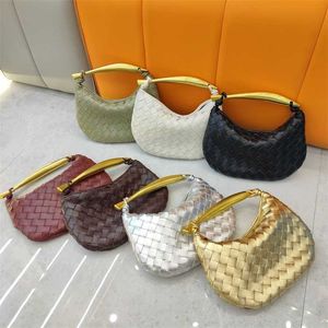 Handbag Venetasbottegas Sardine Premium Half Moon Shark Metal Handle Woven Bun 2023 Sheepskin High Capacity Genuine Leather Dumpling Bun