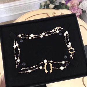 Chokers Designer Pendant Halsband Pearl Long-Chain Halsband Kvinnor CCITY SMEEXKE KVINNA Hösten och vintertröja kedja 6323