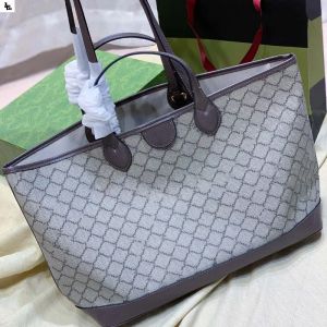 Bolsa de grife para homens e mulheres Bolsa da moda Clássica dupla embreagem 739730 Bolsa de couro vintage Bolsa de ombro portátil para homens e mulheres de grande capacidade