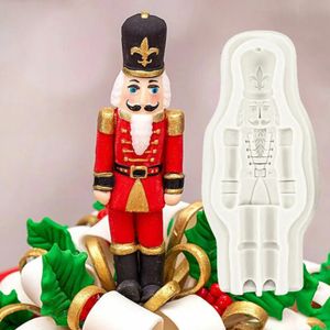 Candles Nutcracker Soldier 3D Silicone Mold Christmas Soldier Guard Chocklate Cake Mould Kitchen Baking Decorating Tool Year Gift 231124