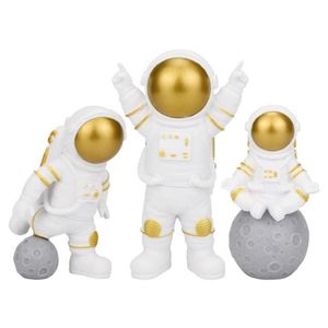 Objetos decorativos estatuetas 3 pçs figura astronauta ação beeldje mini diy modelo figuras speelgoed decoração de casa bonito set240v