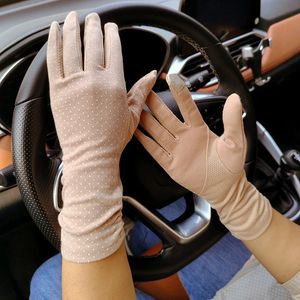 Five Fingers Gloves Fashion Women's Sun Protection Gloves Ladies Summer Cotton Dot Breathable Non-slip Touch Screen Driving Gloves 231123