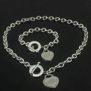 Hot sell Birthday Christmas Gift 925 Silver Love Necklaces Bracelets Set Wedding Statement Jewelry Heart Pendant Necklaces Bangle Sets 2 in 1 womens jewelry