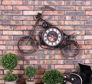Väggklockor American Country Loft Creative Motorcykelklocka Personlighet Iron Motocyclette Design Hanging Watch Retro Bar Decoration