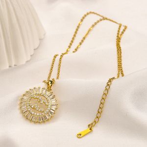 Fashion Diamond Gold Women Jewelry Letter Designer Brand Choker Wedding Party Gift Love Necklace Spring New