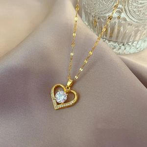 Collane con ciondolo OIMG Collana a forma di cuore scavato in acciaio inossidabile per le donne amanti Girocollo a catena con clavicola color oro Gioielli femminili