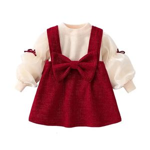 女の子のドレスクリスマスバースデー服セット秋の冬のベビー服の衣装幼児Tシャツストラップドレススーツ231124