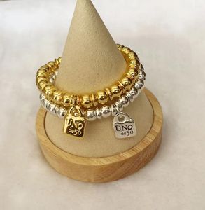 Charm Armband YS 2023 Unode50 Säljer mode utsökta lätta armband Kvinnors romantiska smycken presentväska i Europa och Amerika