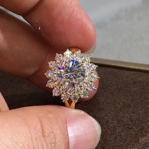 Cluster Rings Luxury Female White Zircon Stone Ring Cute Gold Silver Color Engagement Ring Charm Bride Crystal Flower Wedding Rings For Women 230424