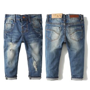 Jeans KIDSCOOL SPACE Baby Kinder Mädchen Jungen Schlank Flexible Baumwolle Denim Hosen Kinder Zerrissene Löcher Einfache Mode Jeans 230424