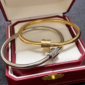 Pulseira fina com parafuso torcido não é fácil de desbotar alergia pulseira artesanal banhada a ouro cartis pulseira de aço inoxidável