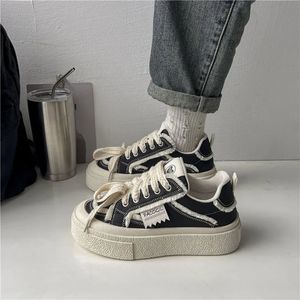 Klädskor duk sneakers casual sportsko vulkaniserad plattform snör upp platt trend kvinnlig träning 231123