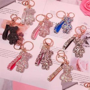 Pluszowe breloki Fancy strass dhinestone Diamond Bear Animal CHOLETKAN CZYNKA PISKA KLUCZ CAR BORB KLUCZOWY WIENDANT DROP DOBROWA Prezent Dhs35