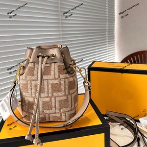 Designer Bag Classic High Quality Luxury Shoulder Bag Women Tygväska Crossbody Bag Retro Bucket Bag 880602