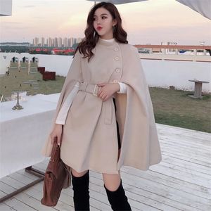 Kvinnors ull blandar hösten högkvalitativ ulltyg sjal Kap Poncho med bälteskvinnor Midlängd koreansk ärmlösa Casual Ladies Cape Coats 231124