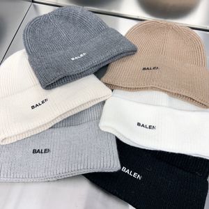 Yeni Kış Beanie Örme Şapkalar Takımları Beyzbol Futbol Basketbol Beanies Kapaklar Kadın ve Erkekler Moda Top Caps