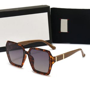 Luxus-Designer-Sonnenbrille, quadratisch, Männer, Frauen, Sonnenbrille, Brille, klassische Luxusmarke, Sonnenbrille, Mode, UV400-Brille mit Box, Retro-Rahmen, Fabrik-Store-Box