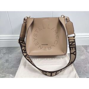 Designer Stella McCartney Ladies Shoulder Bag äkta läder Kopplingar Två storlekar Handväskor