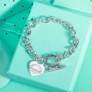 Tiffanylris Classic OT Love Chain Bracelet Fashion Design Love Hand Jewelry Ladies Live