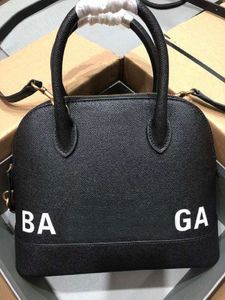 Designer Women Shell Tote Bag Ville Mini Handbag Luxury Metalized Pink Black White Grain Leather Crossbody Wallet Handbag
