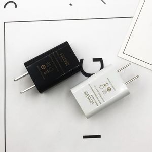 Adaptador de carregador de parede universal 5V 1A para telefones celulares Adaptador de alimentação de cabeça de carregamento USB para pequenos dispositivos digitais de alta qualidade NAVIO RÁPIDO