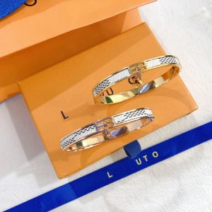 Luxury Rose Gold Bangle Christmas Designer Jewelry With Box Love Gift Wedding Bangle 18K Gold Plated High Quality Jewelry Classic Design Gifts Bracelet