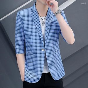 دعاوى الرجال Dybzacq Summer Men Slim Qiao Plaid بدلة صغيرة مع الأكمام شباب أزياء وسيم سبع نقاط الأكمام معطف الرجال