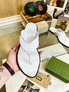 WOMEN'S INTERLOCKING THONG SANDAL 695207 Double G Designer Slipper Italy Flat Causal Flip Flop Fashion Beach slippers