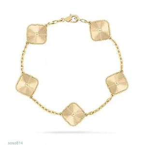 Yjw1 Bangle Fashion Luxury Style Designer Jewelry Clover Love Charm Bracelet Christmas Wholesale Gift Decline