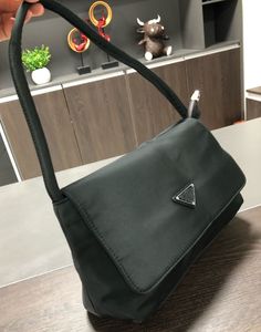 Borsa a tracolla Hobo di nuova moda da donna Borsa a tracolla in tessuto di nylon di grande capacità