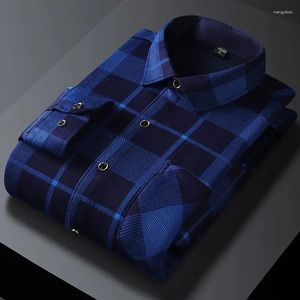 Camisas casuais masculinas 2023 outono/inverno clássico moda versátil camisa de mangas compridas de pelúcia grossa quente de alta qualidade M-5XL