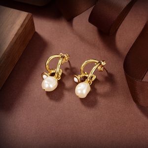 Projektantka mody marki stadnina dla kobiety litera Vivian Diamond Pearl Gold Hoop Earing Westwood Women Trend Saturn Colding HGDFF