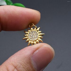 Charms Luxury for Women Jewellery, создавая никель без золота, покрытая медной, Cz Sten Sun Sun Flower Pendant DIY Ожерелье