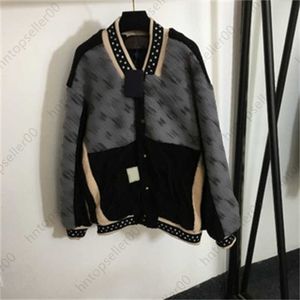 Womens Winter Fleece Jackets Designer Mulheres Jaqueta Clássico Old Flower Logo Imprimir Moda Cordeiro Lã Confrontando Cor Patchwork Casacos Quentes Roupas Femininas