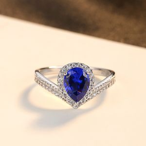 Other Retro Luxury Droplet Sapphire S925 Silver Ring Classic Design Micro Set Zircon Synthetic Gem Ring Women Fashion Brand High End Jewelry Wedding Accessori Hx8y