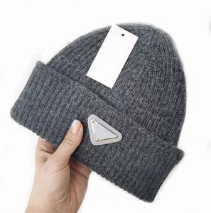 Cappello di lana invernale da uomo beanie designer berretto con teschio alla moda cofano di lusso elegante lavorato a maglia cappelli autunno inverno per le donne all'aperto cappelli da donna lavorato a maglia ga046