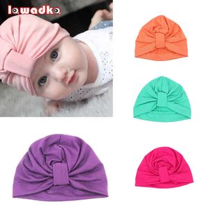 Spring Autumn Baby Hat Cotton Solid Spädbarn Caps Unisex Girls Boys Hats Nyfödda fotografering Props Candy Color Beanies Accessories P230424