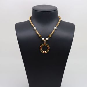Ожерелья с подвесками, красочная стеклянная жемчужина, европейское и американское винтажное женское ожерелье из змеиной кости