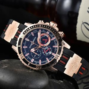 손목 시계 패션 블랙 Ulysse Quartz Watch Men 고급 품질 섬세한 3 개의 핸드 다이얼 독특한 스트랩 시계 replogio masculino