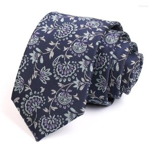 Bow Ties Design Men's Fashion Formal 7cm Neck Högkvalitet Retro Navy Blue Tie For Men Business Suit Work Slips med presentförpackning