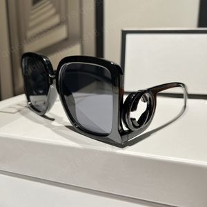 Mode heiße Designer-Sonnenbrille für Frauen Square Acetat Oversize Sonnenbrille Eyewear Black Plastic Shield Sonnenbrille UV-Schutz