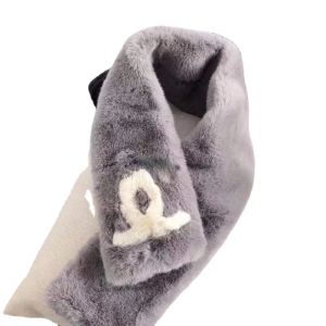 Fashion Designer Scarves Warm Faux Fur Double Sided Fur Scarf Autumn and Winter