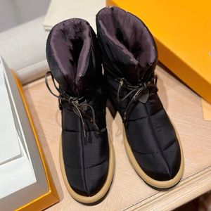 Neue Winterstiefel für Damen, berühmte Designer, zum Schnüren, Damen, berühmte Marke, Schneestiefel, wasserdichte Stofffüllung, dicker Boden, Erhöhung, rutschfest, kurzer Stiefel