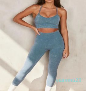 Yoga set sömlös denim sportkläder bitar set snabb torr skördet toppstöd bh leggings push up hip yoga tracksu