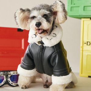 冬の防風用の犬のアパレルレザージャケットの服濃い温かいペットの小さな犬のファッションパッド入りコート