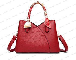 Frauentaschen-Nischen-Designertasche 2023 neue Schalhandtasche grenzüberschreitende High-End-Steinmuster einzelne Schulter-Crossbody-Einkaufstasche