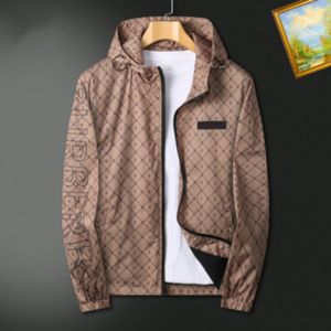 Modedesigner Mens Jacket Spring Autumn Outwear Windbreaker Zipper Hooded Sports Jackets Coat Outside Can Sport Mens Clothing