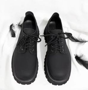 ユニセックス2023スプリング新しいカジュアルブラックハイレンスラウンドヘッドヘッドスモールレザーシューズ女性靴