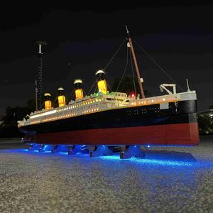 Blokken 2022 Nieuw in voorraad Remote Control LED -licht ingesteld voor Titanic Ship compatibel met 10294 Set Building Blocks Bricks Toys Gifts T230425